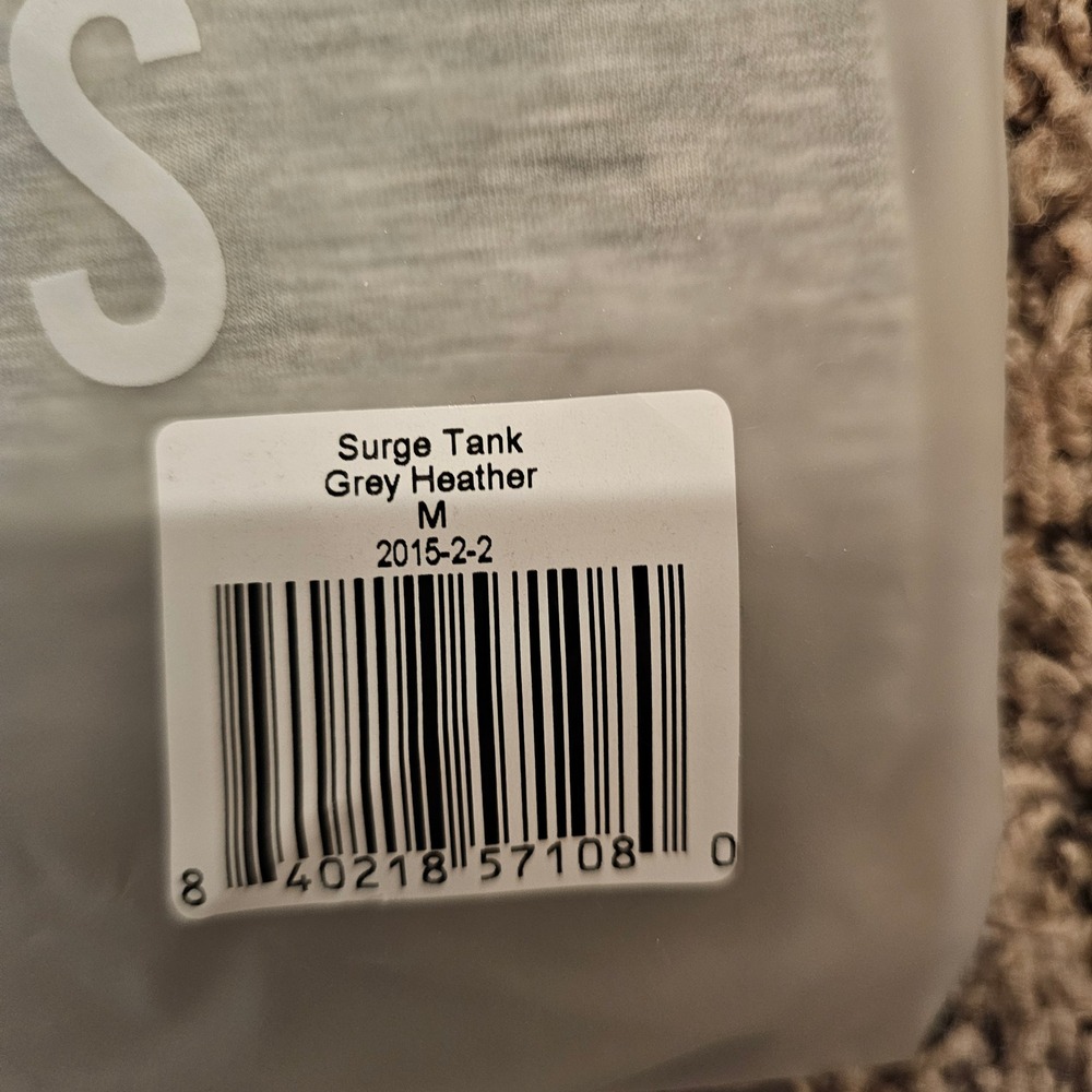 Fourlaps Surge Tank Grey Heather Athletic Workout Racerback Top Medium NEW‎ - Picture 3 of 4